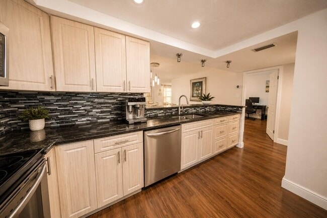 5201 NW 2nd Ave Unit 5201 NW 2ND Avenue 4150,