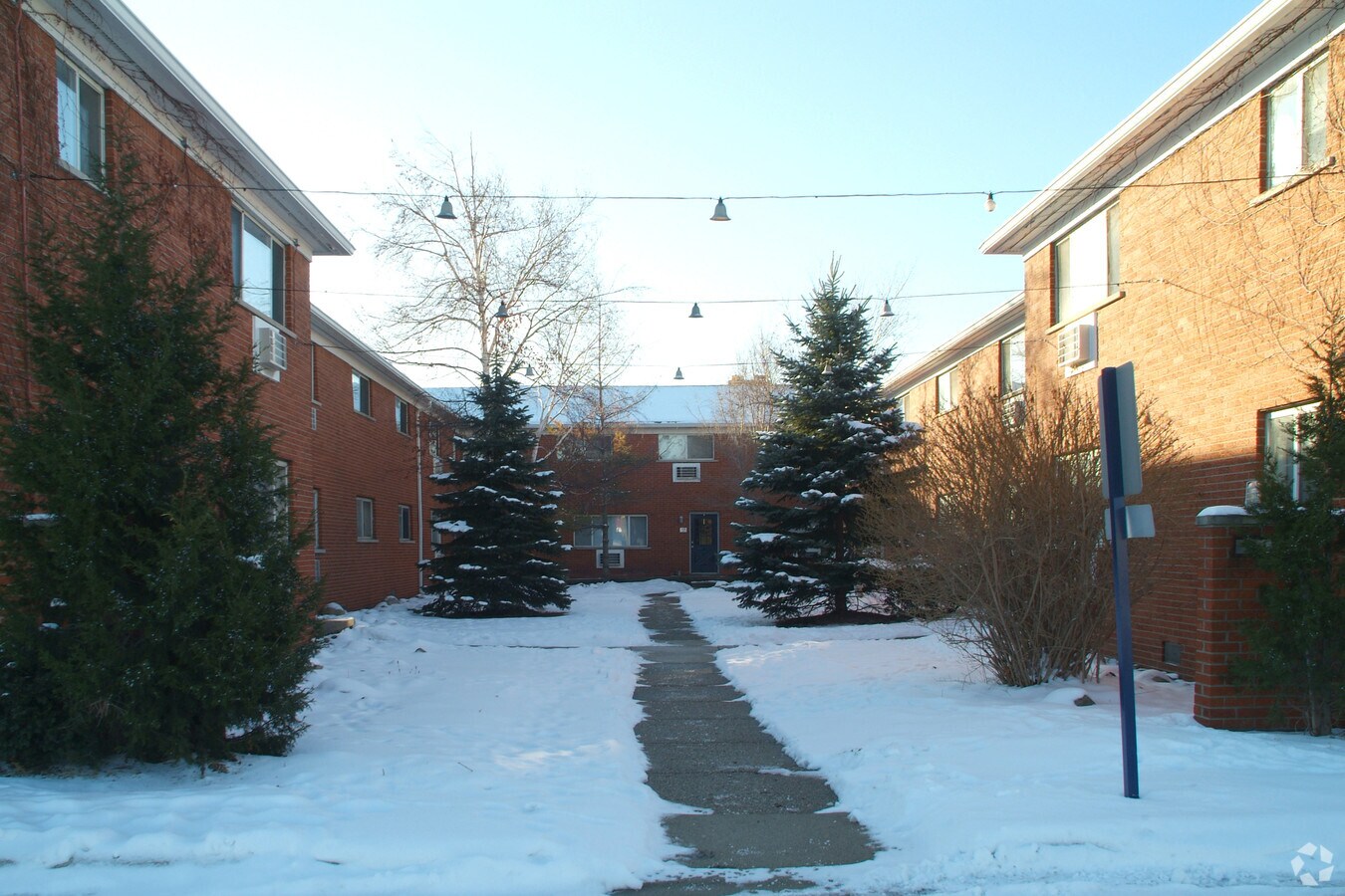 Urbane on Maple - Z on Maple