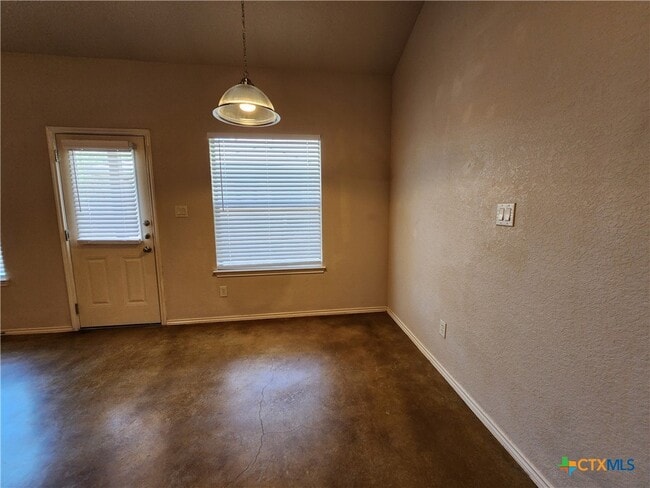 Building Photo - 210 Anne Louise Dr