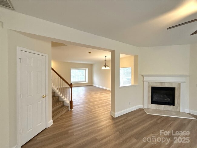 Photo - 1207 Jade Glen Dr