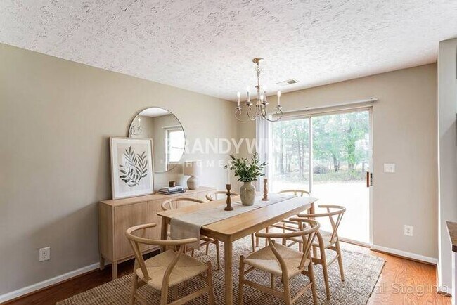 Photo - 2509 Jordan Ridge Dr