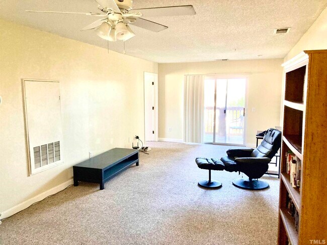 303 Smith Level Rd