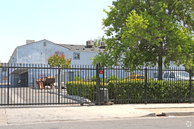 Photo - Quail Ridge Apartments