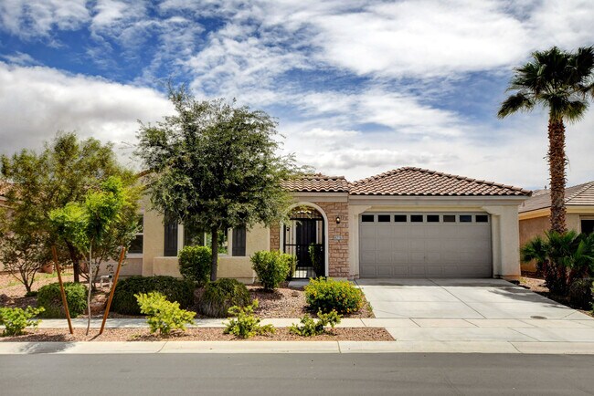 Photo - 8216 Imperial Lakes St