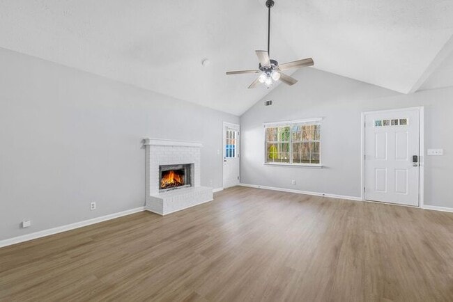 Photo - 4660 Bryant Rd