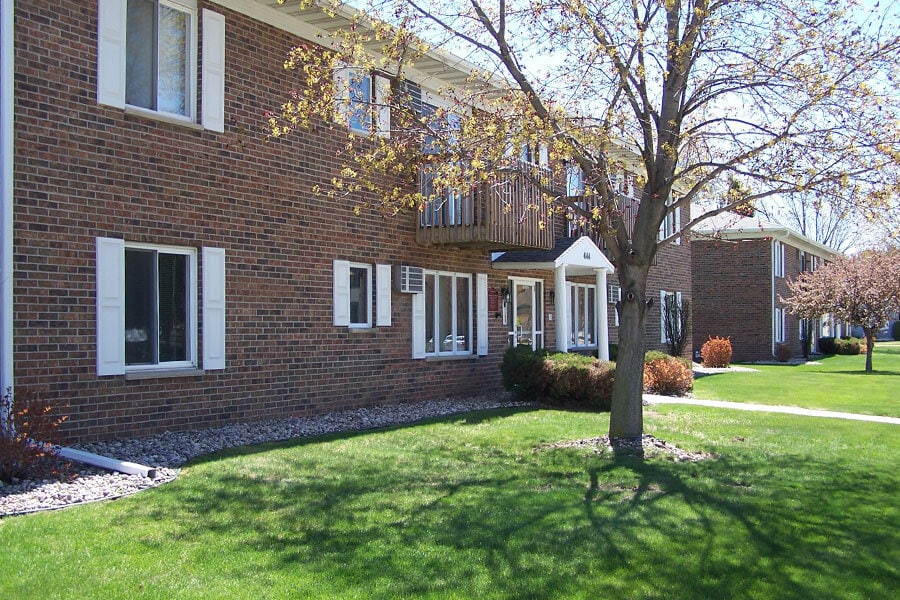 Photo - SHAWANO APARTMENTS