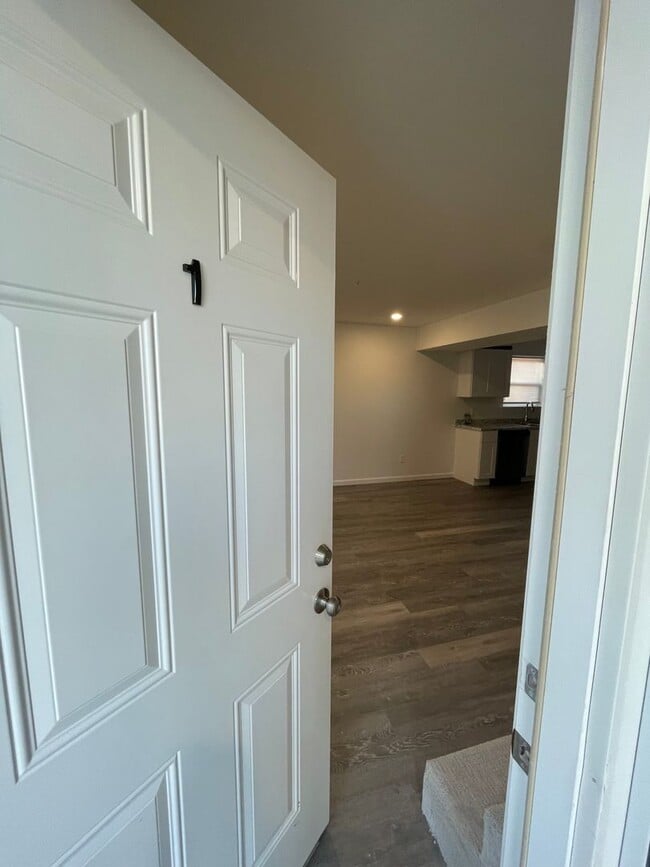 Building Photo - Townhomes Now Available in Strafford MO!
