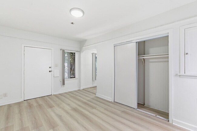 Photo - 1426 S Bonnie Brae Street
