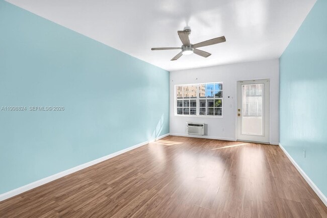 Photo - 635 8th St Unit 205