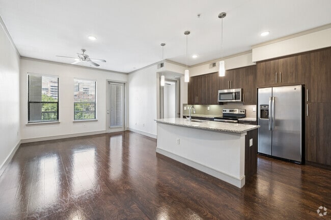 A7 1BR, 1BA - 847SF - Living Room