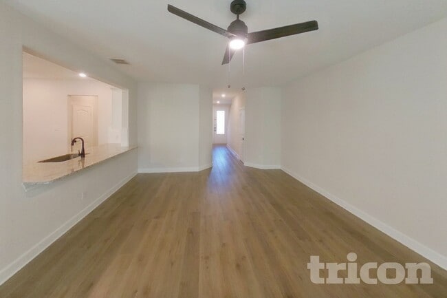 1106 Bullock Dr