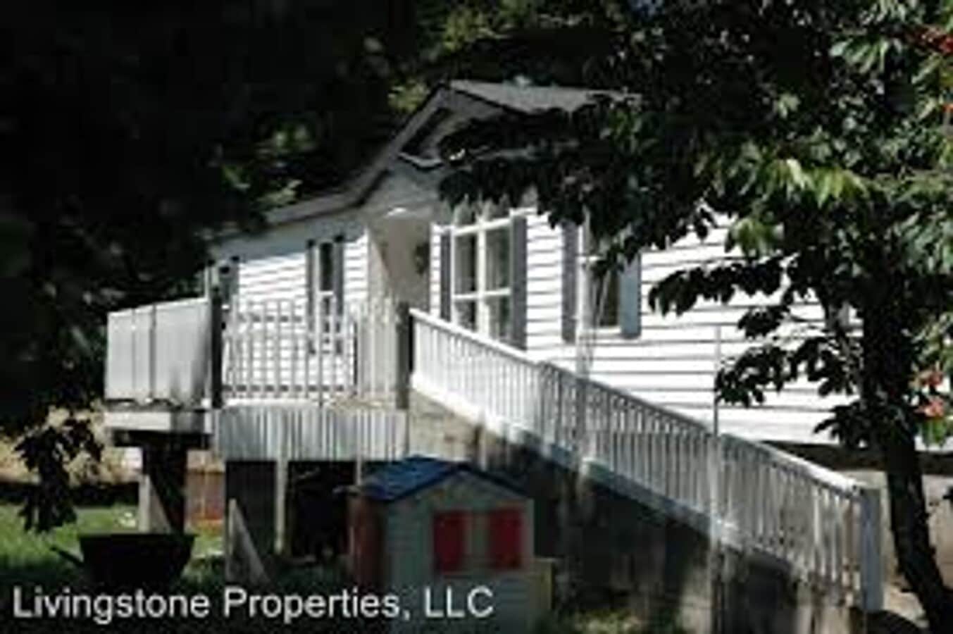 4+ bdrm Country Home - 4+ bdrm Country Home