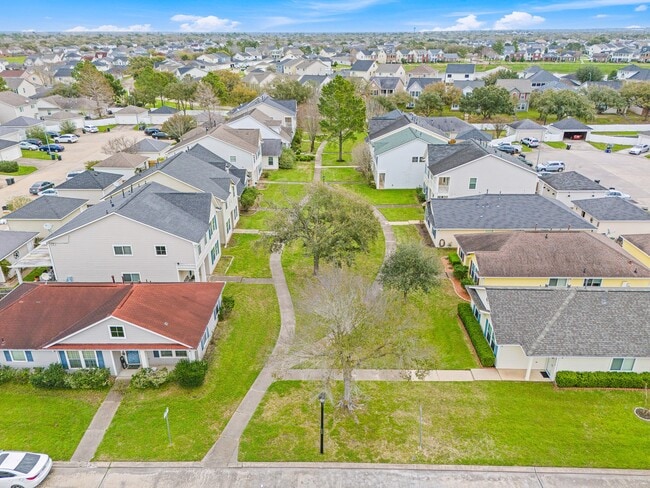Photo - 20931 Walder Ct