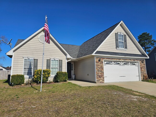 Building Photo - NEW LISTING!!!! Dont Miss Out Rental