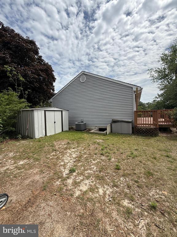 Photo - 9 Piegan Ln