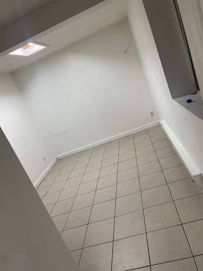 Photo - 412 15th Ave S