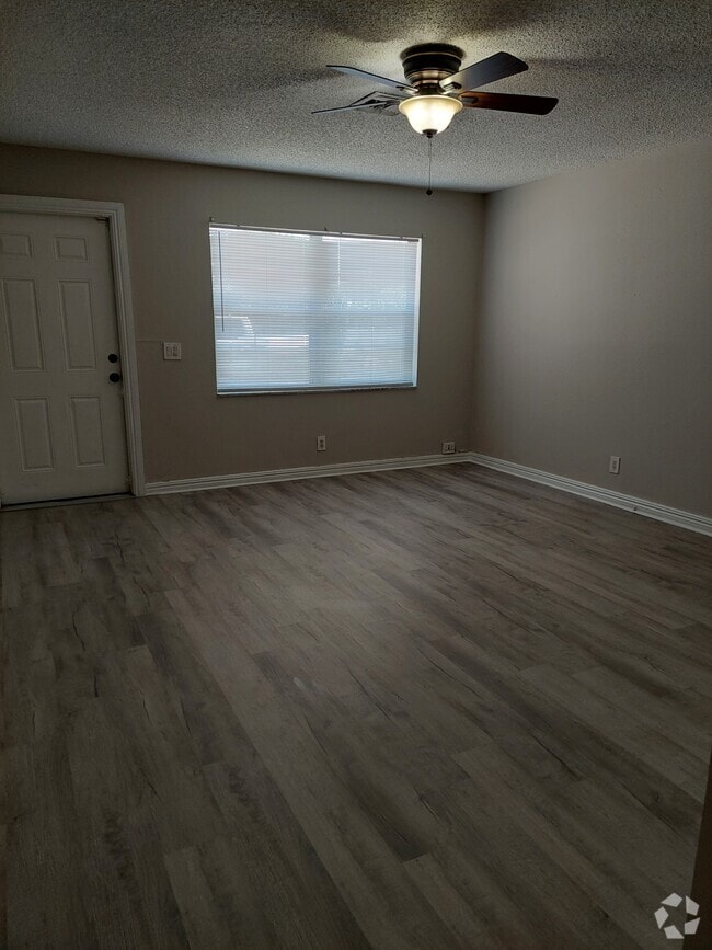 Building Photo - 4383 Edward Rd Unit Edward Rental