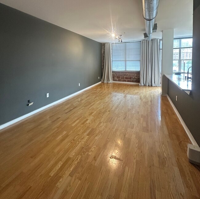 Photo - 800 Peachtree St NE Unidad 8506