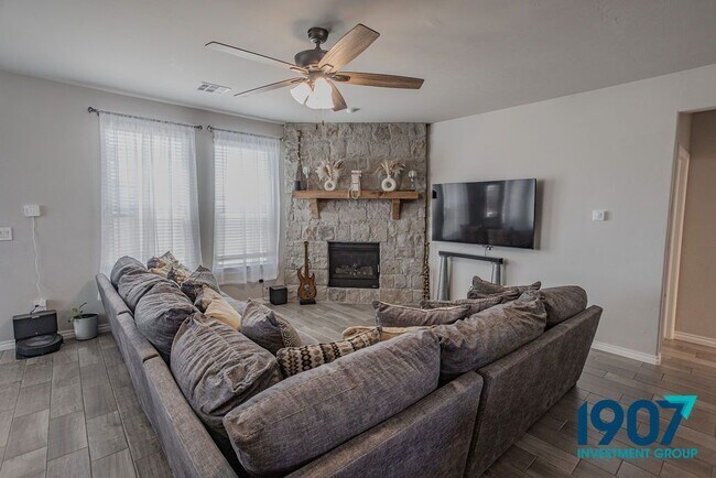 Photo - 2501 Caden Ct