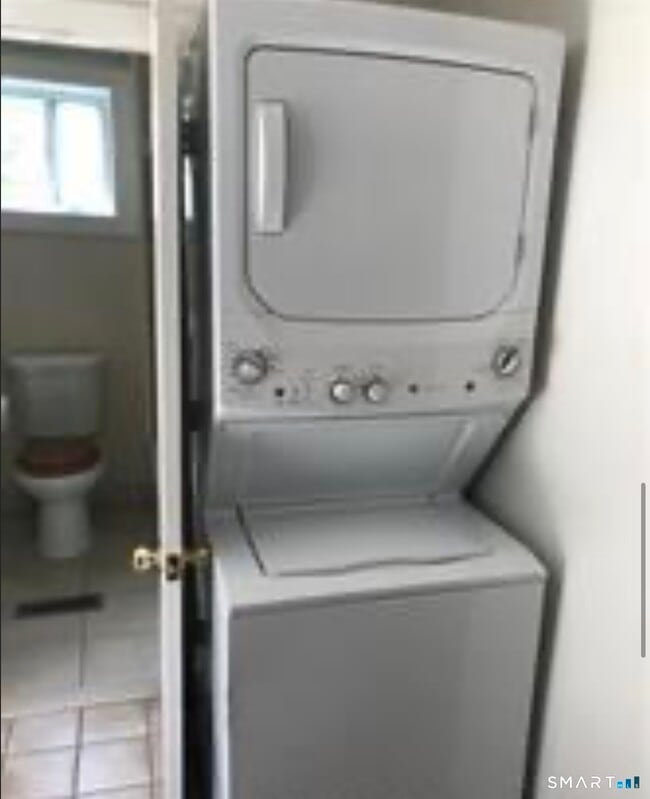 Photo - 7 Summit Ave