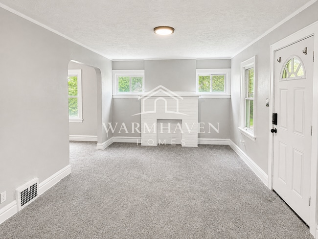 1318 Arnold Ave