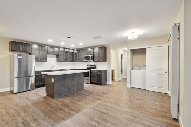 Photo - Dry Gulch Commons