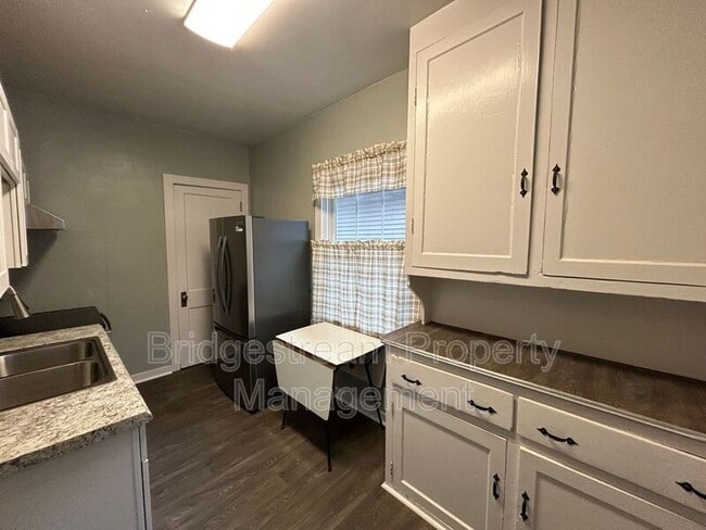 Photo - 427 Gunckel Ave