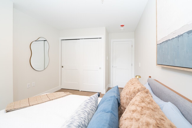 Photo - Woodland Place