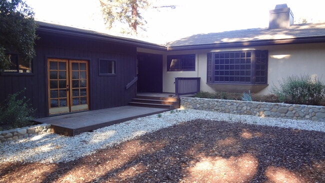 Building Photo - 18000 S Mountain Rd Rental