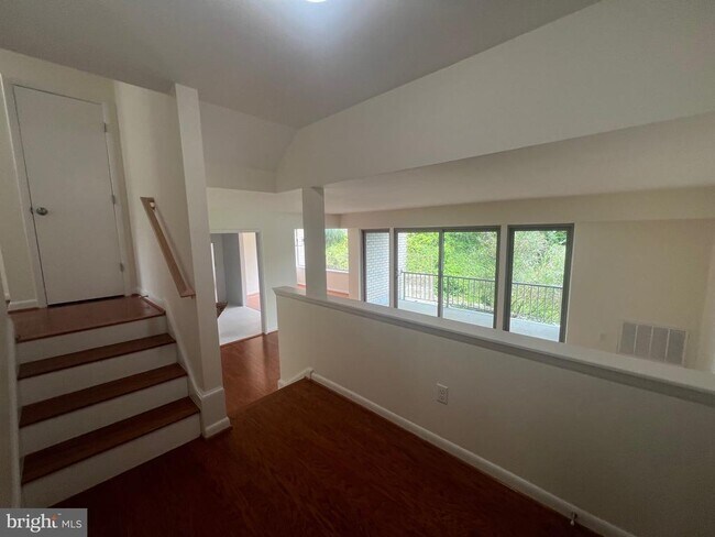 Photo - 2515 Baltimore Rd Unit 2515-4