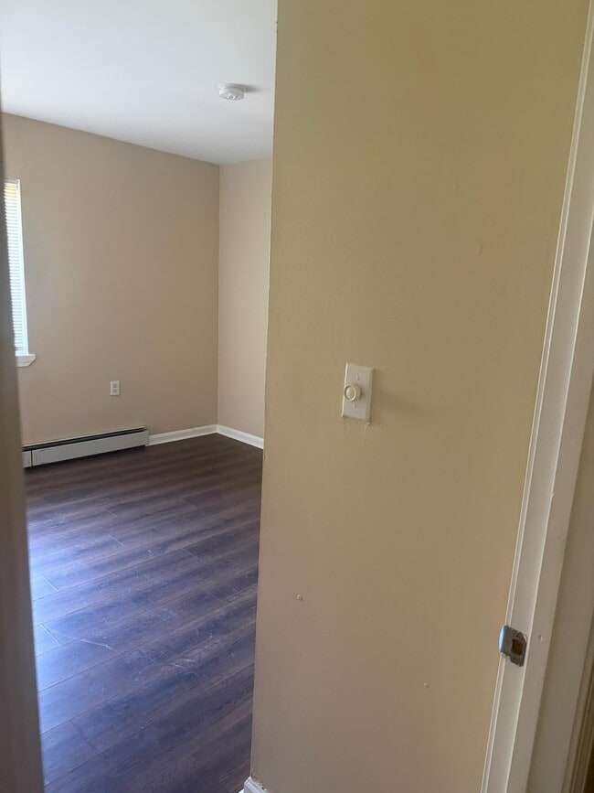 Photo - 605 N Wolf Rd Unit 605 N Wolf Rd 4F