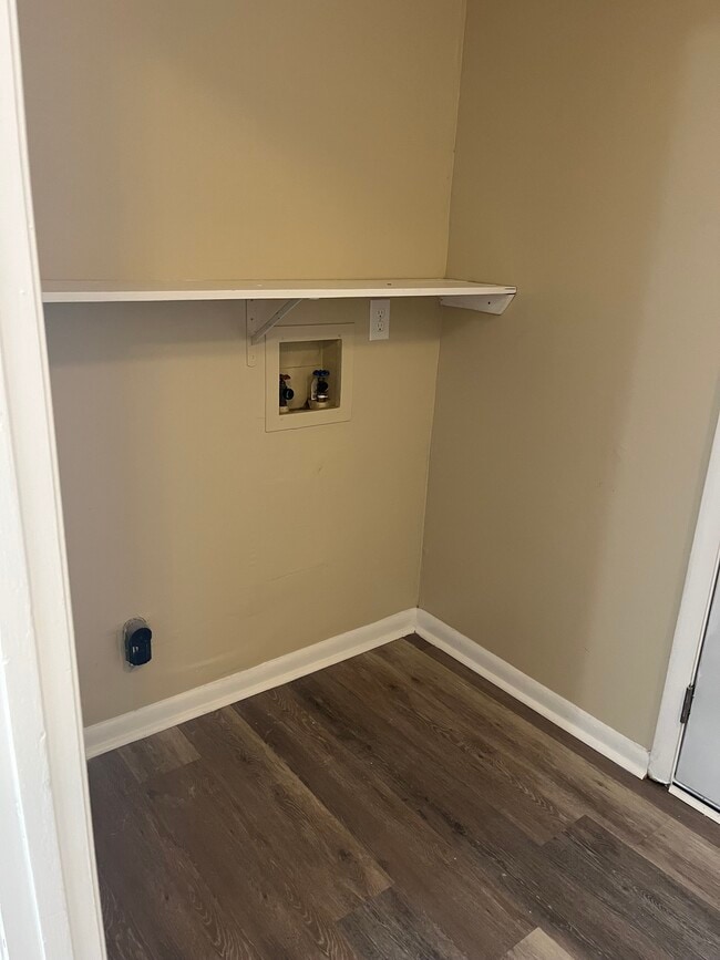 Photo - 712 W Sagefield Dr