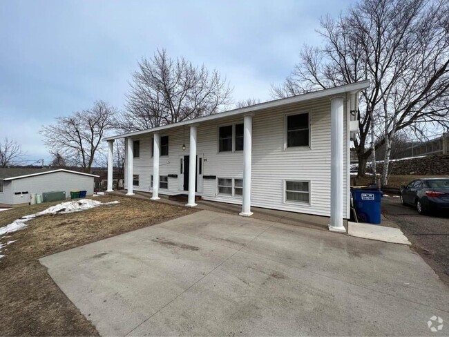 Building Photo - 20 Yawkey Ave Unit 2 Rental