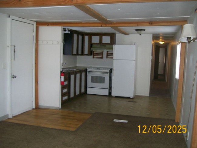 Photo - 3098 Springhill Rd