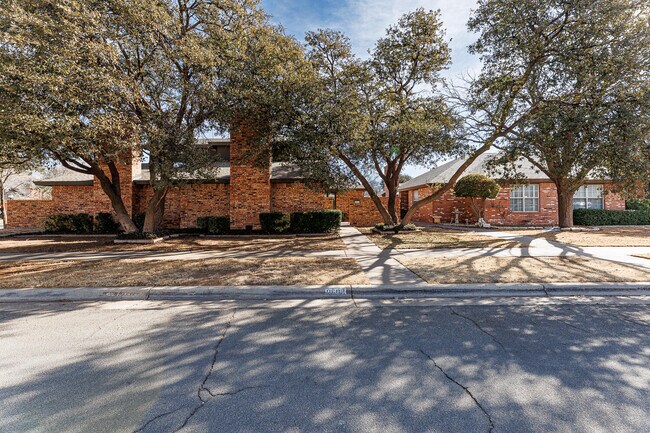 Building Photo - 9603 Orlando Ave