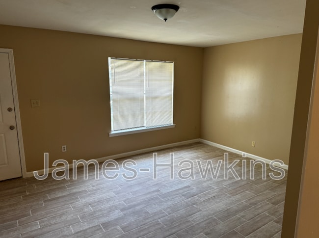 Photo - 940 Pebblebrook Dr