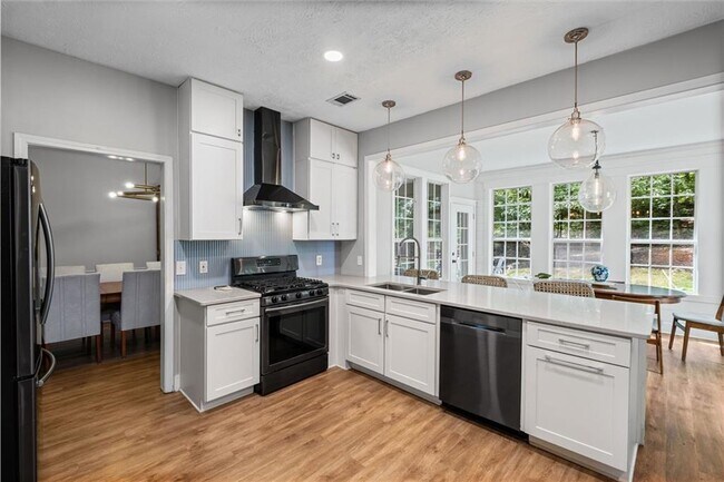 Photo - 135 Sable Pointe Dr