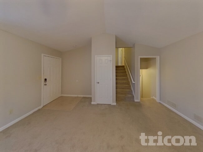 Photo - 4684 Woodglen Ct