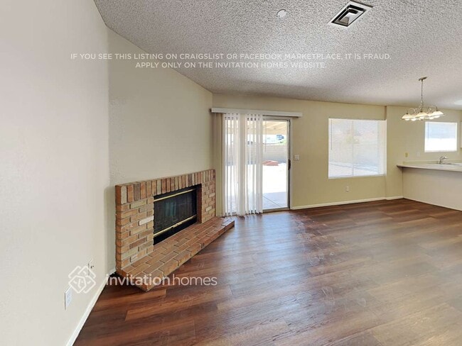 Photo - 11102 N 79th Ave