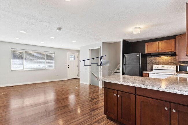 Photo - North Ogden 4 Bedroom Home for Rent!