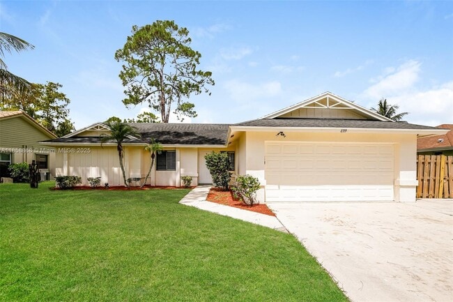 Building Photo - 899 Daffodil Dr Rental