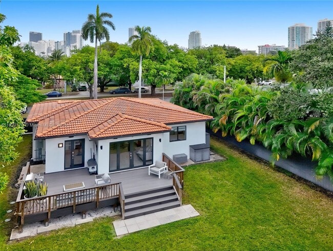130 SW 26th Rd