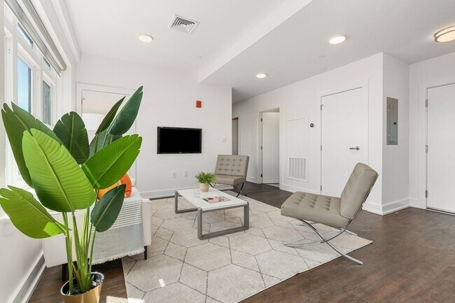 Photo - 24 Penniman Rd Unidad 2