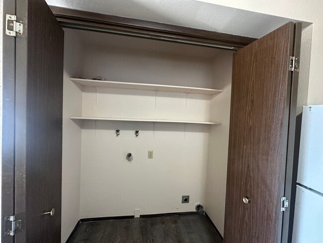 Photo - 2bdrm, 1 bath apartment in Moyina Heights. Water,sewer & garbage included