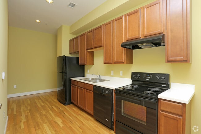1BR - 584SF - Kitchen - Baxter Springs Senior Residences
