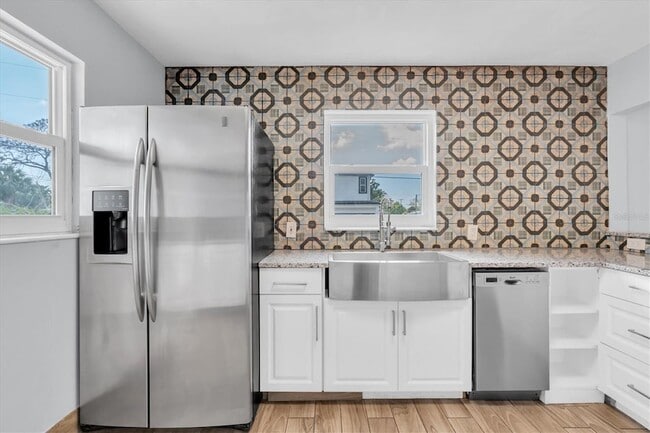 Photo - 1101 28th St N