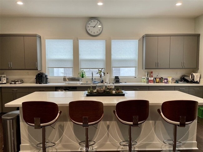 Photo - 945 E Mason Ln