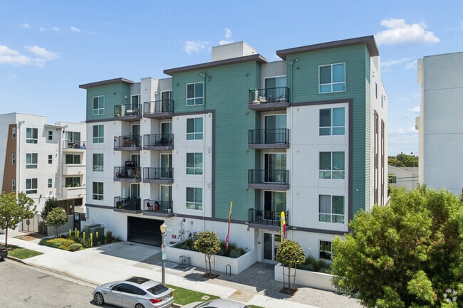 3518 Chesapeake Ave., Los Angeles, CA 90016