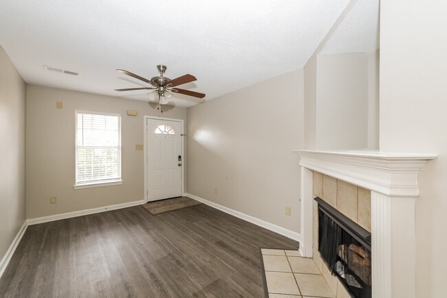 Photo - 1209 Calebs Ridge Dr