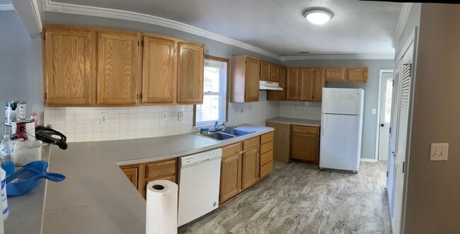 Photo - Charming and Spacious Rental Home in El Dorado, KS